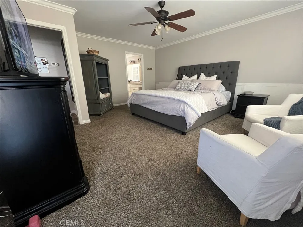 6750 Oak Hill Road Oak Hills, CA 92344