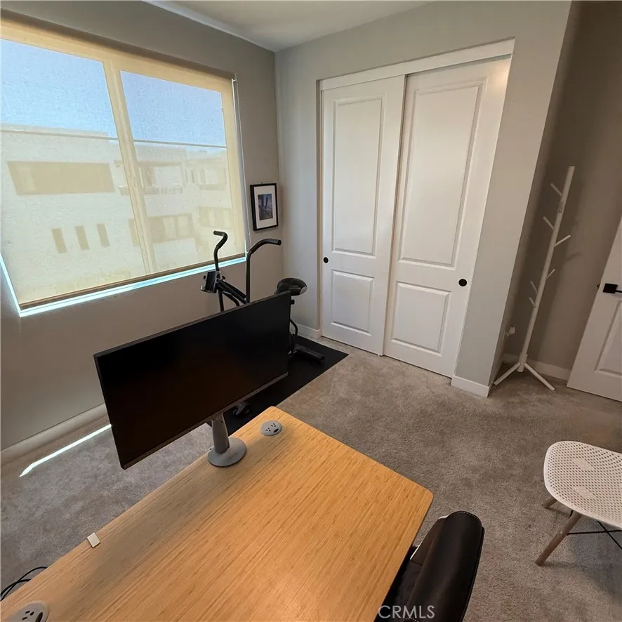 2107 Copper Walk Gardena, CA 90249