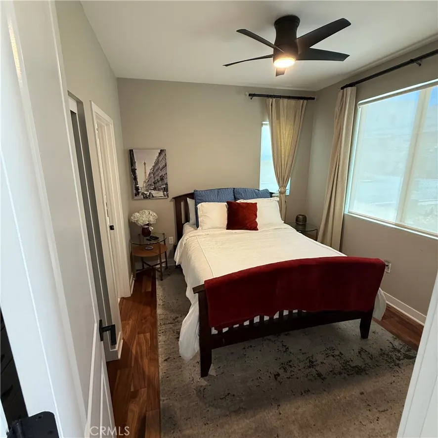 2107 Copper Walk Gardena, CA 90249