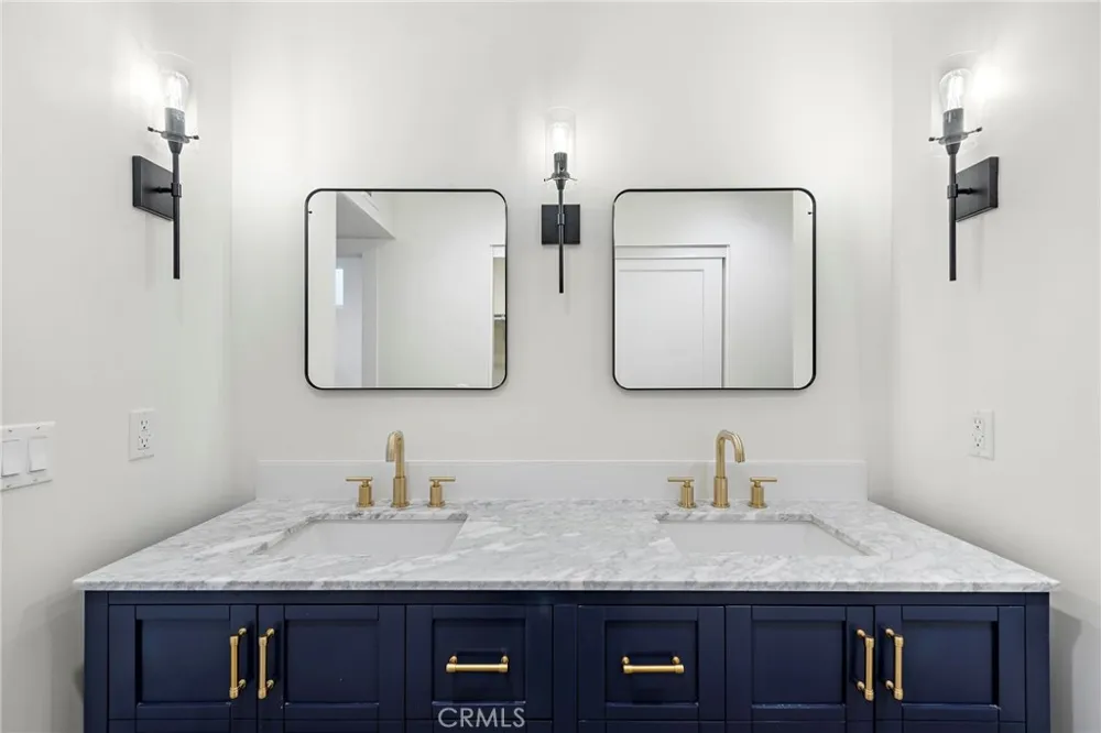 411 Goldenrod #A Corona del Mar, CA 92625