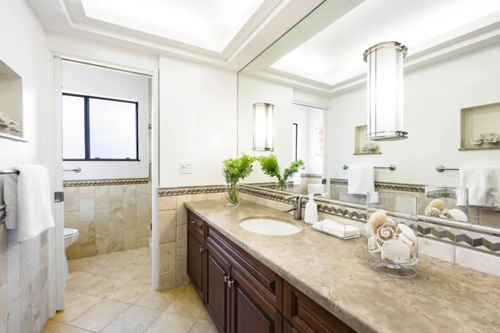 226 W Edith Avenue #2 Los Altos, CA 94022