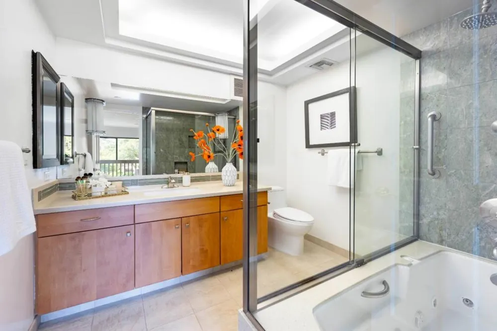 226 W Edith Avenue #2 Los Altos, CA 94022