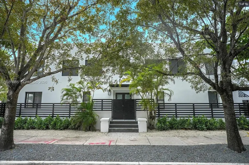 638 SW 21st Ave #3 Miami, FL 33135