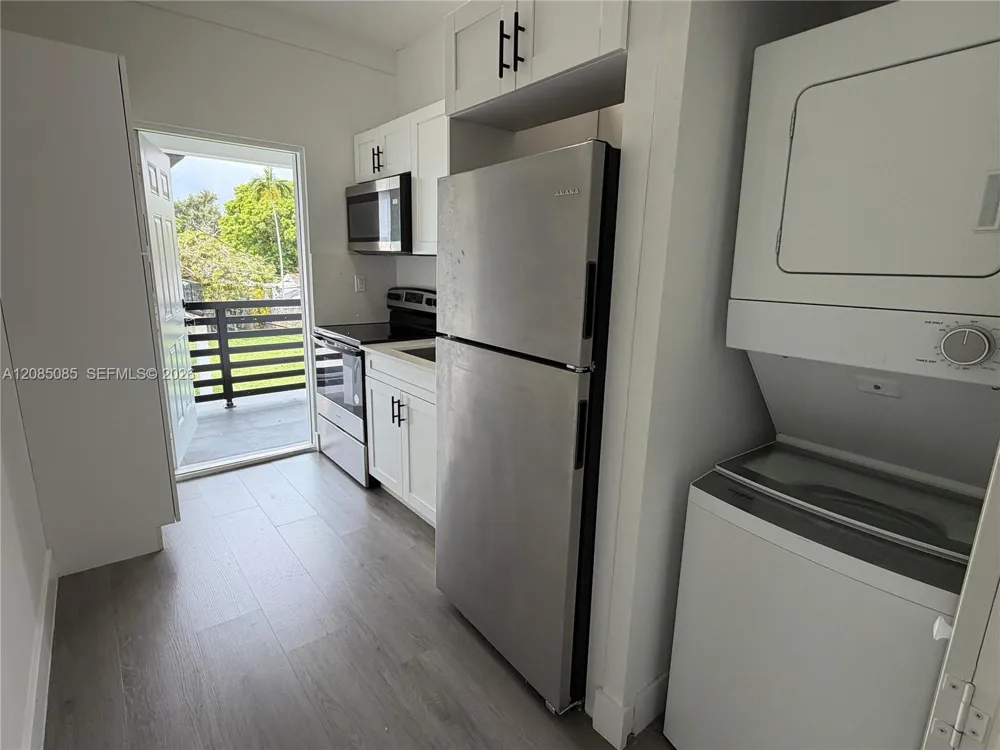 638 SW 21st Ave #3 Miami, FL 33135
