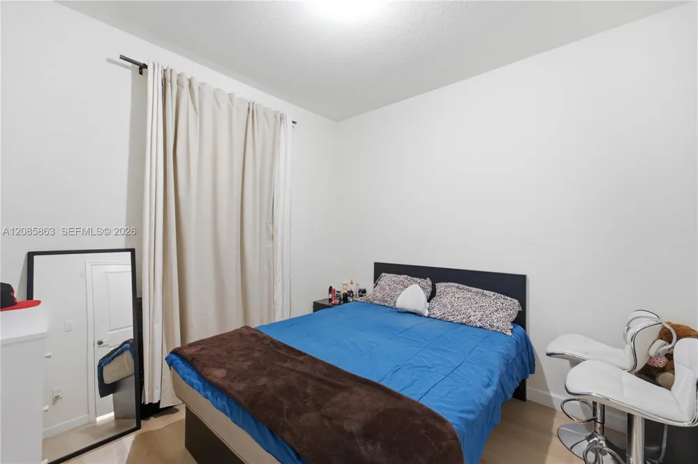 11467 W 34th Ct Hialeah, FL 33018