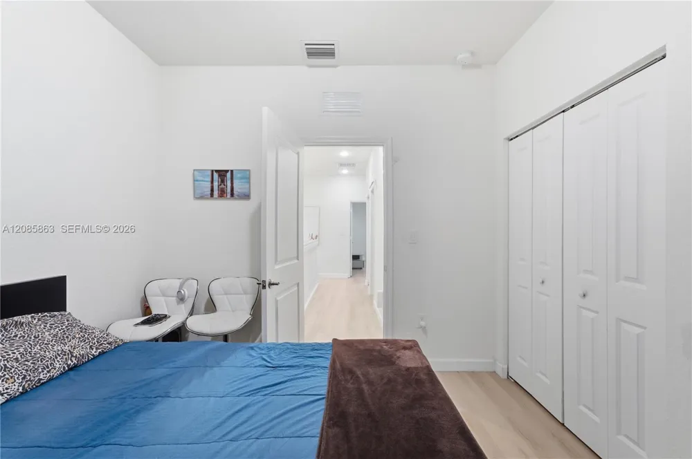 11467 W 34th Ct Hialeah, FL 33018