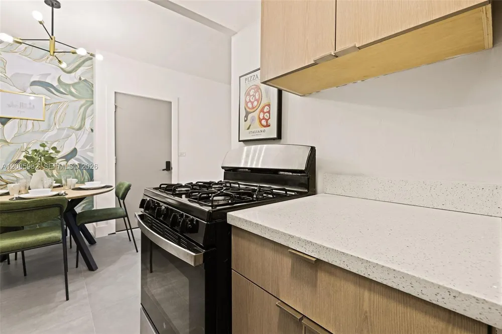 7340 Harding Ave #5 Miami Beach, FL 33141