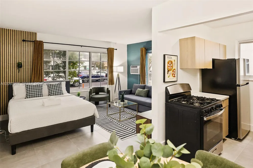 7340 Harding Ave #5 Miami Beach, FL 33141