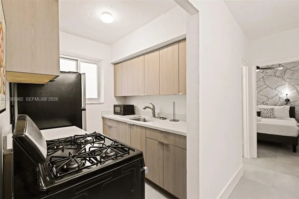 7340 Harding Ave #5 Miami Beach, FL 33141