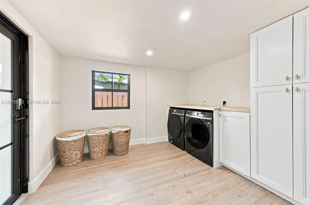 1219 SW 21st St Fort Lauderdale, FL 33315