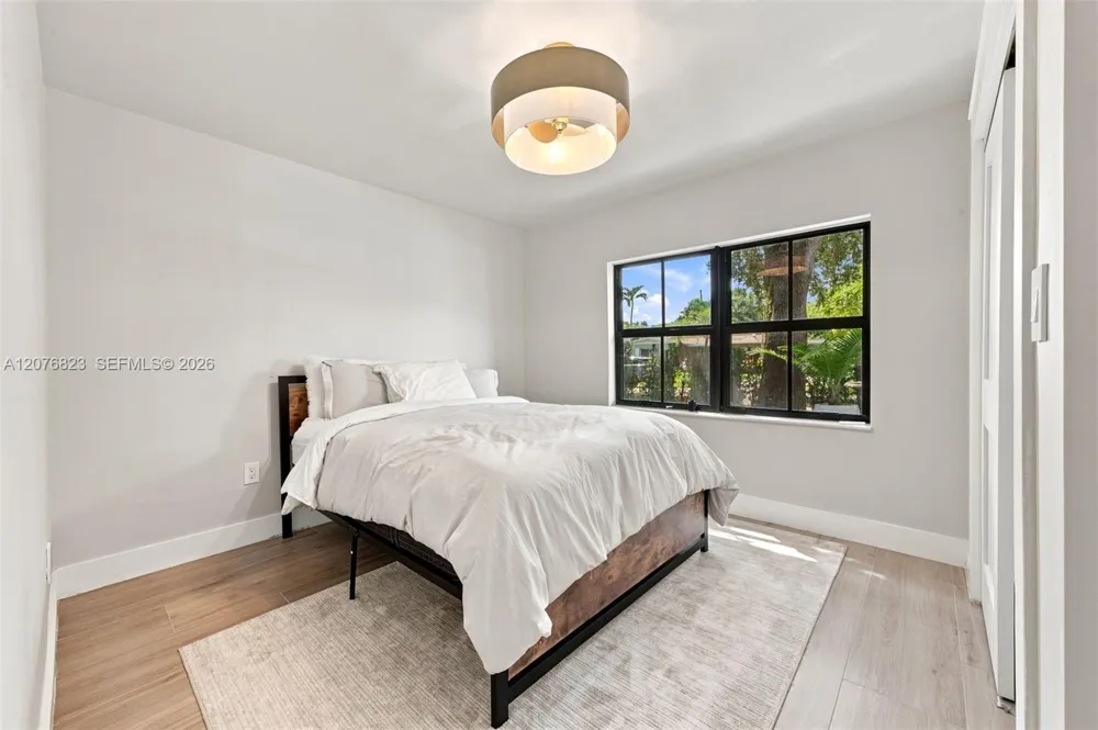 1219 SW 21st St Fort Lauderdale, FL 33315