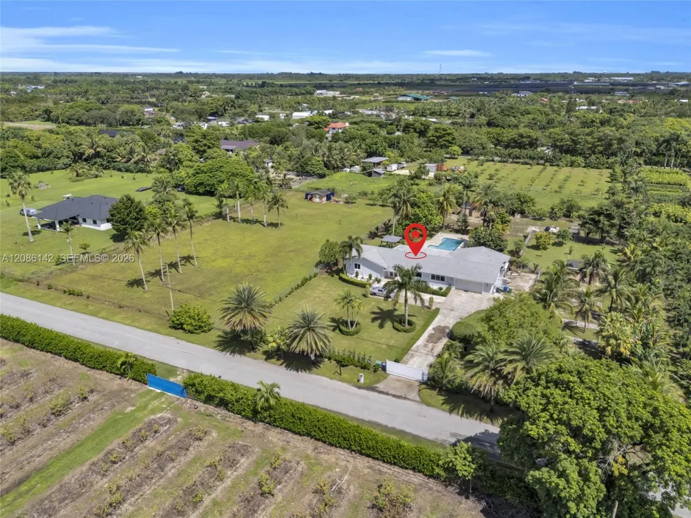 19245 SW 188th St Miami, FL 33187