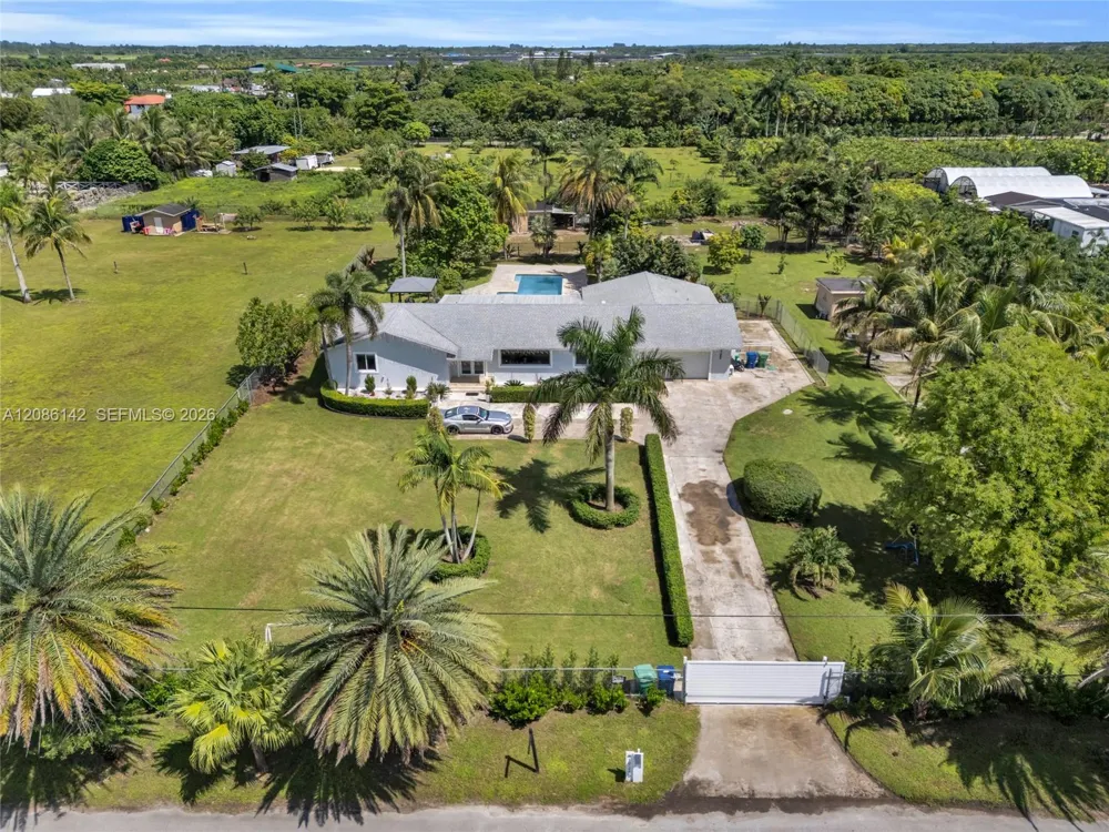 19245 SW 188th St Miami, FL 33187
