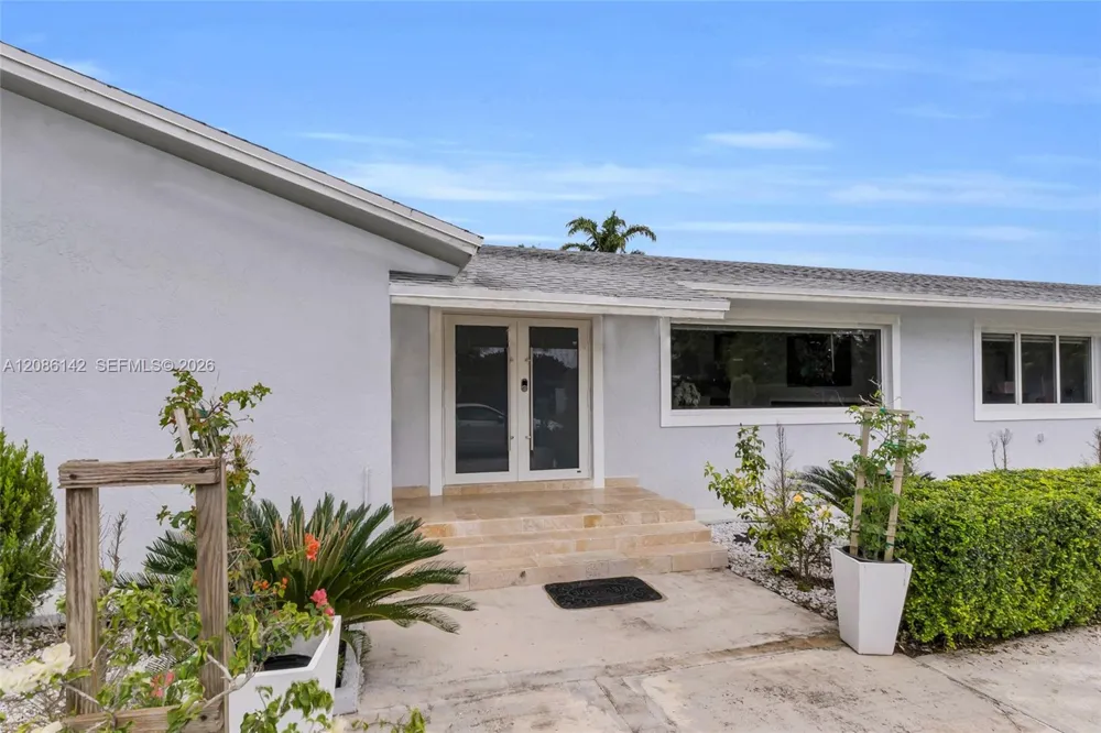 19245 SW 188th St Miami, FL 33187