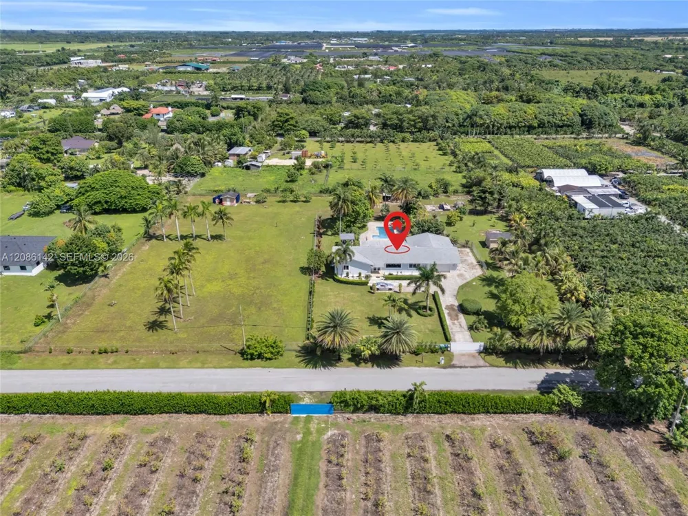 19245 SW 188th St Miami, FL 33187