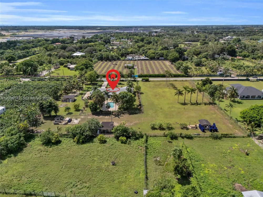 19245 SW 188th St Miami, FL 33187