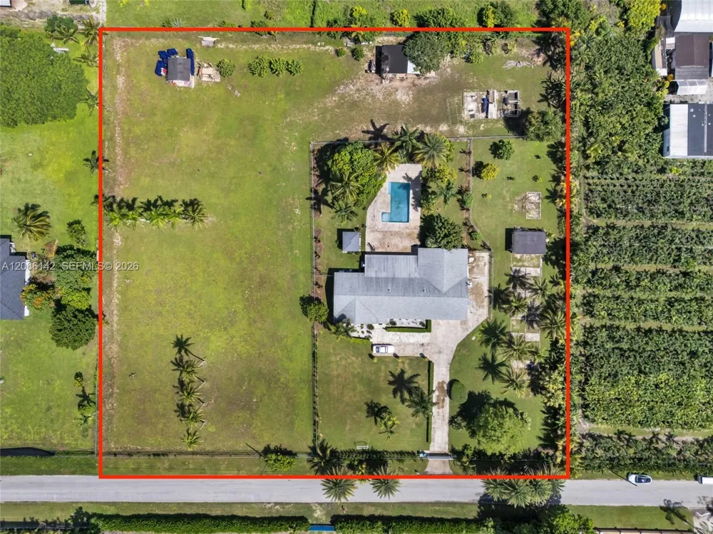 19245 SW 188th St Miami, FL 33187