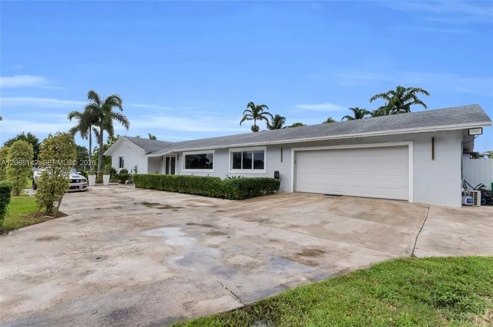 19245 SW 188th St Miami, FL 33187