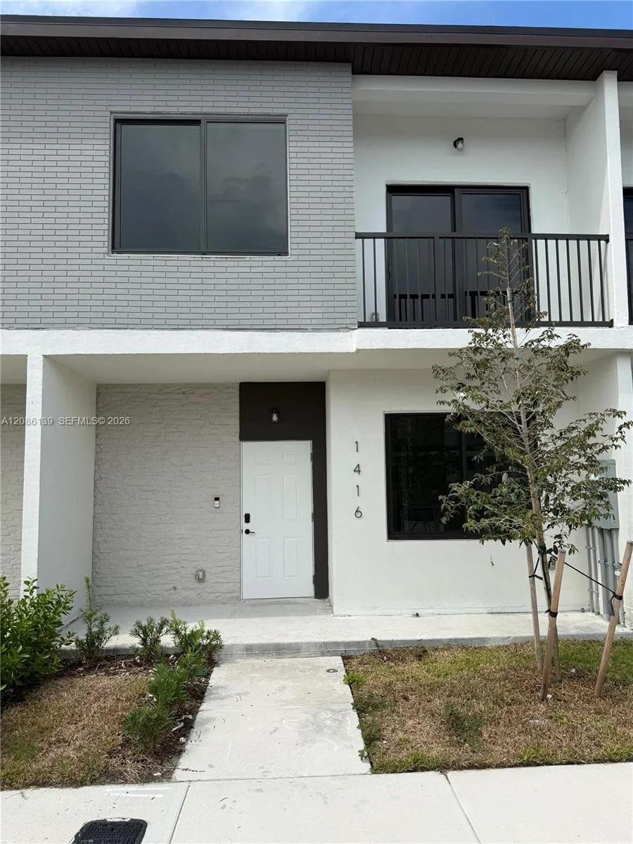 1416 NW 6th Ter Florida City, FL 33034