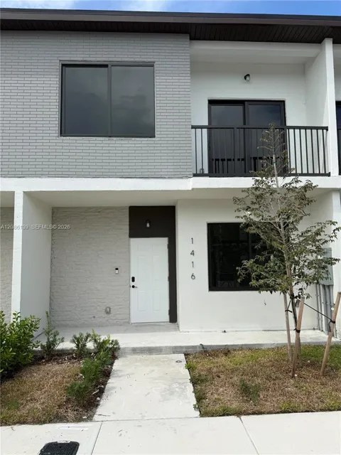 1416 NW 6th Ter