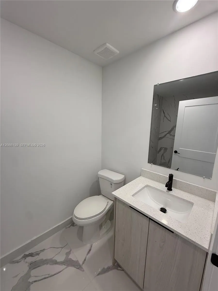 1416 NW 6th Ter Florida City, FL 33034