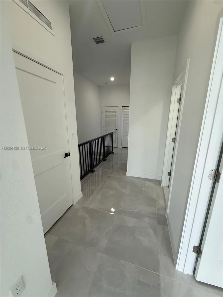 1416 NW 6th Ter Florida City, FL 33034