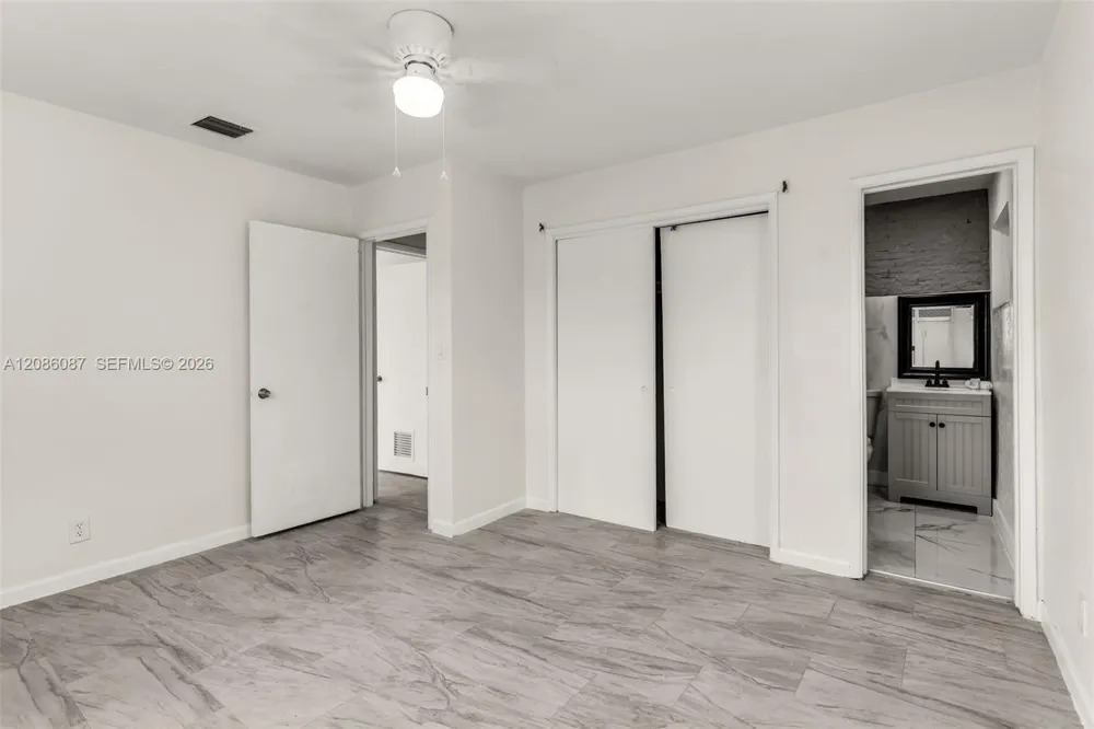 1851 69th Ave Hollywood, FL 33024
