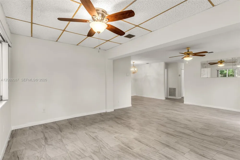 1851 69th Ave Hollywood, FL 33024