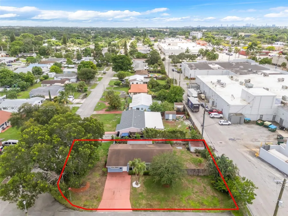 1851 69th Ave Hollywood, FL 33024