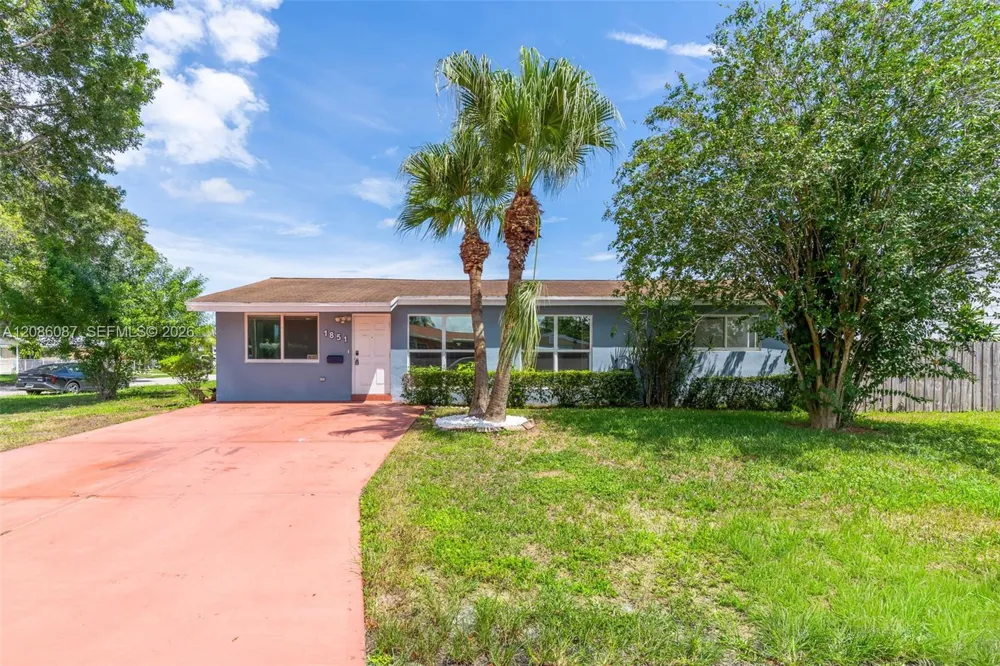 1851 69th Ave Hollywood, FL 33024