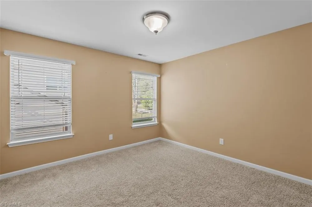 1814 Castle Gate Court High Point, NC 27265