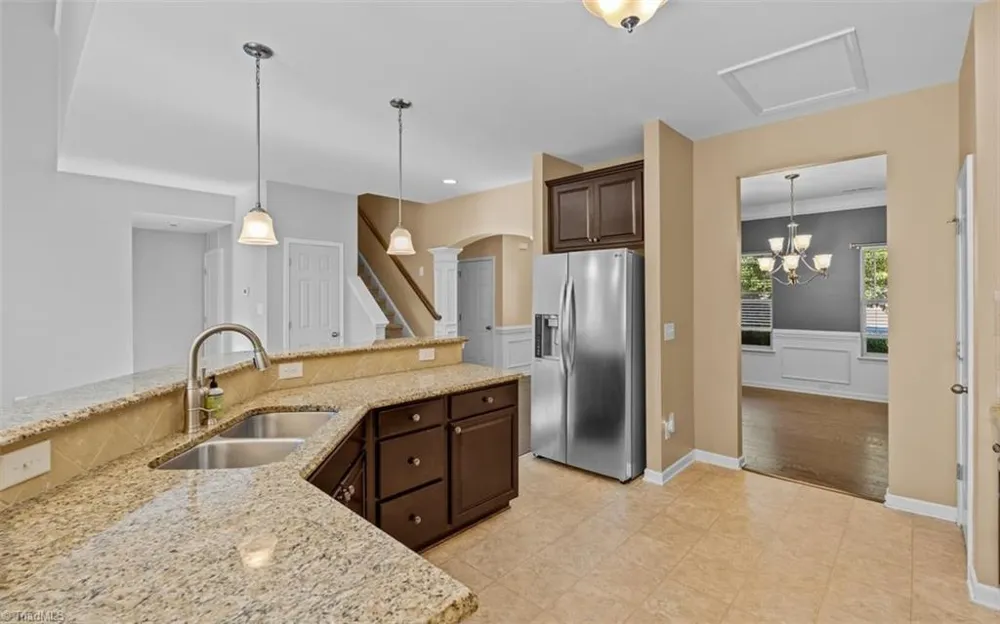 1814 Castle Gate Court High Point, NC 27265