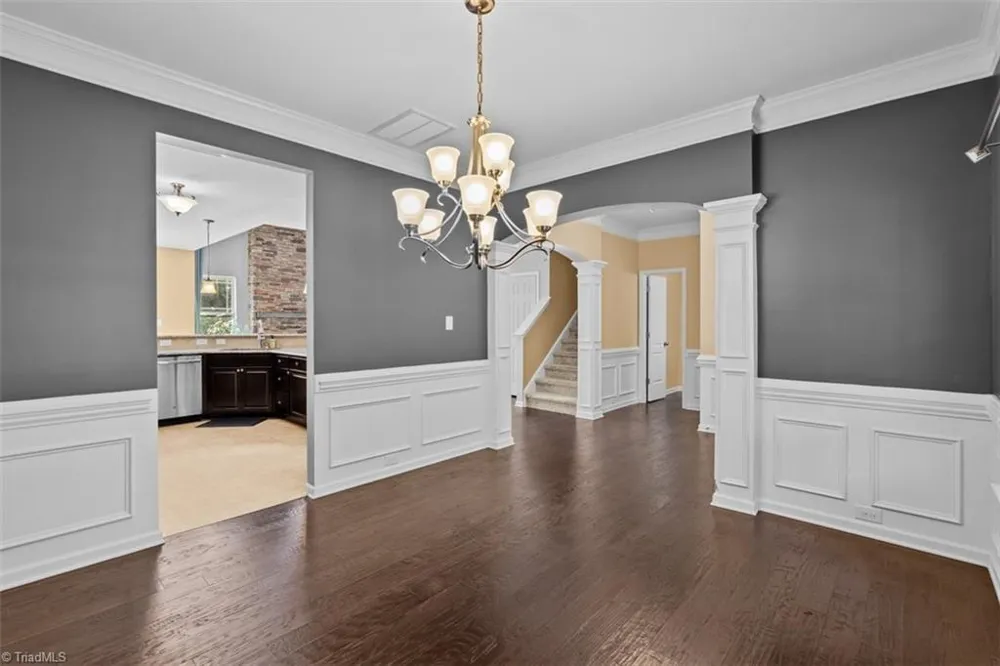 1814 Castle Gate Court High Point, NC 27265