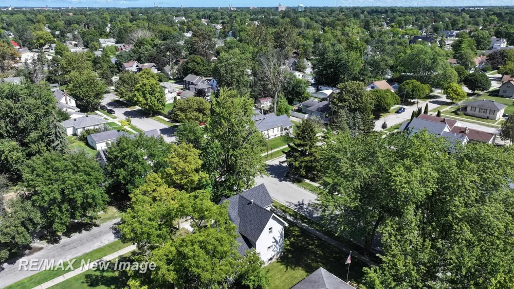 202 Ingraham Street Bay City City, MI 48708