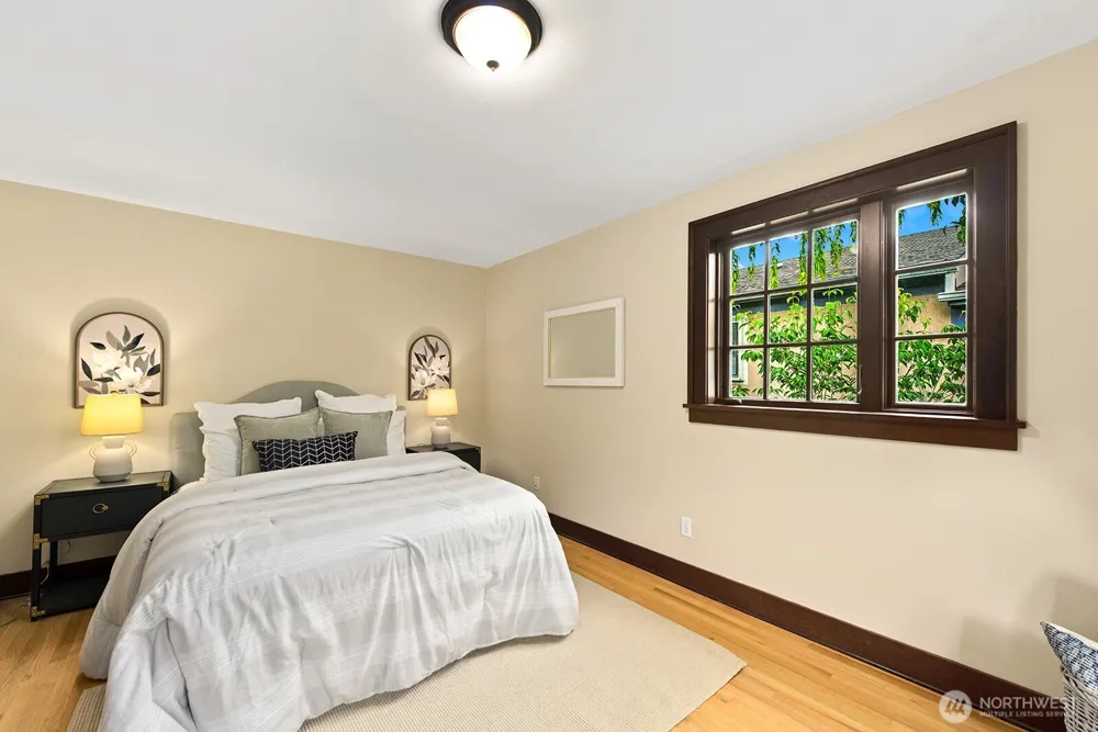 6238 25th Avenue NE Seattle, WA 98115