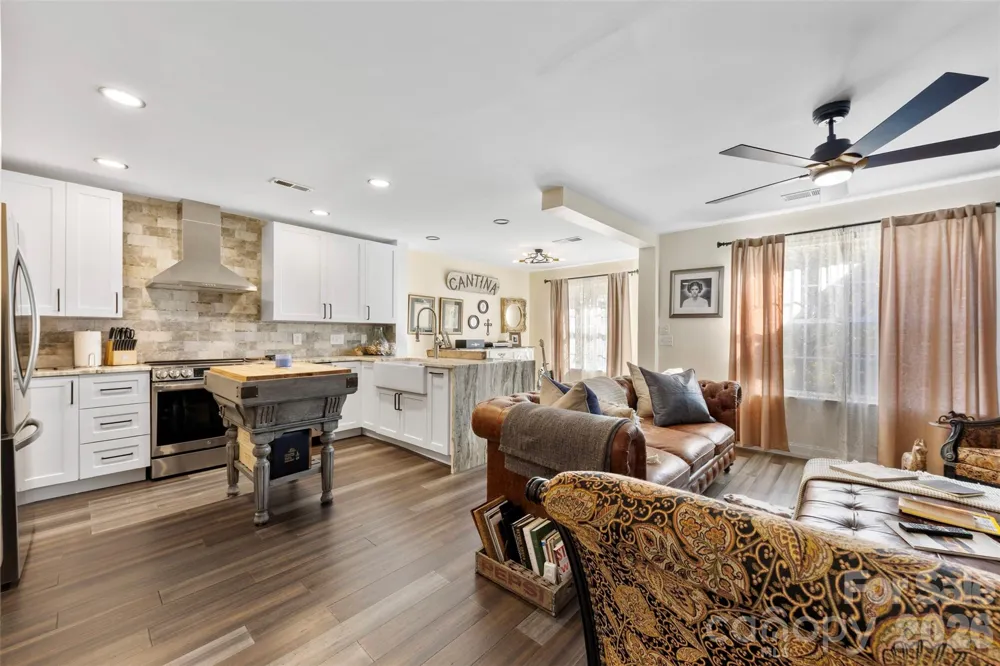 11532 Delores Ferguson Lane Charlotte, NC 28277