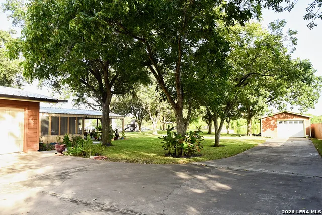 155 Harbor Circle Mathis, TX 78368