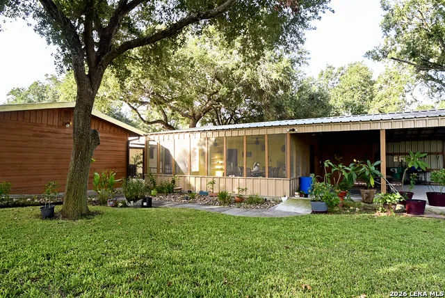 155 Harbor Circle Mathis, TX 78368