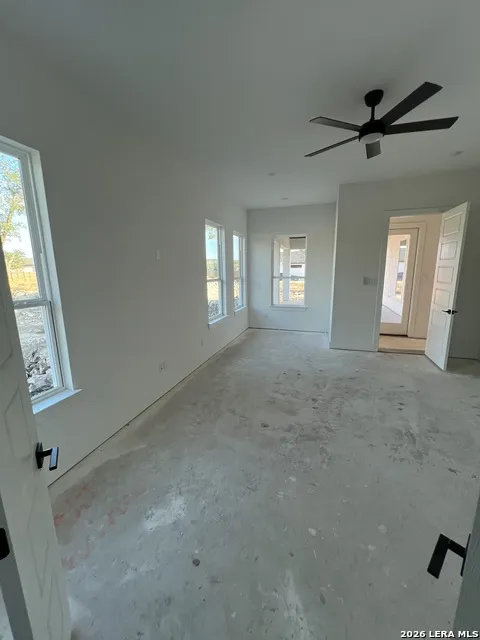 673 James Way Castroville, TX 78009