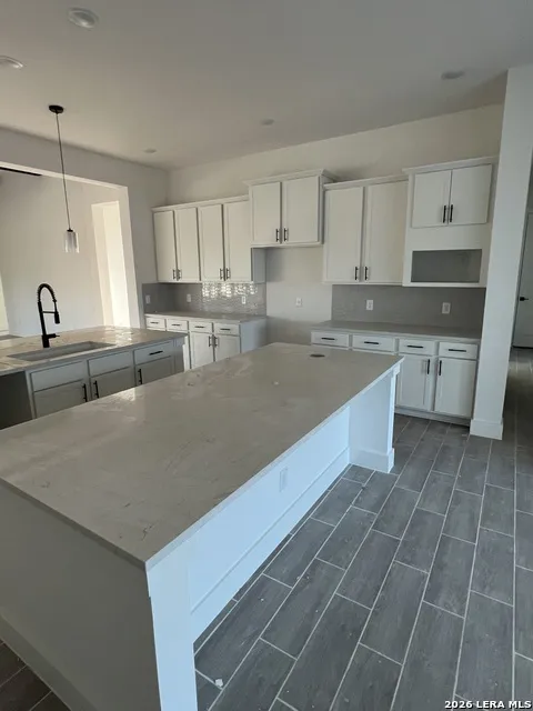 673 James Way Castroville, TX 78009