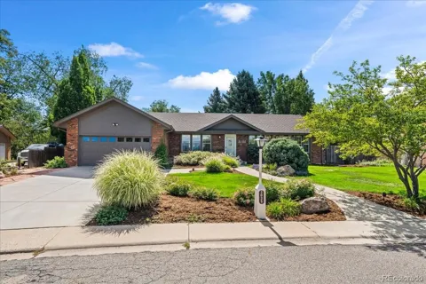 3035 Lakeshore Drive