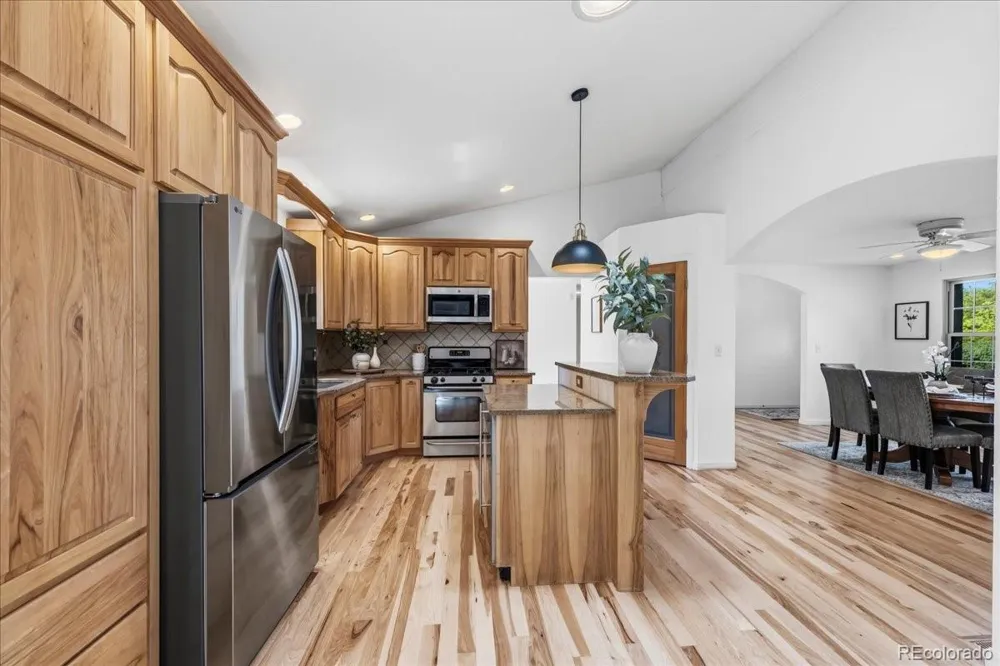 3035 Lakeshore Drive Longmont, CO 80503