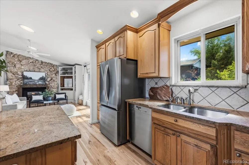3035 Lakeshore Drive Longmont, CO 80503