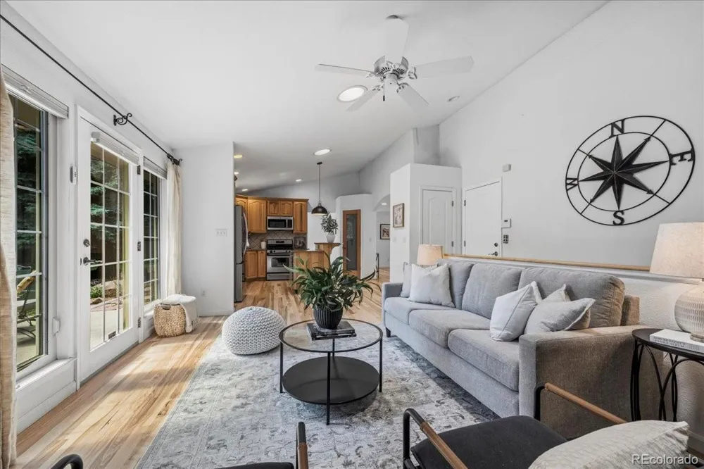 3035 Lakeshore Drive Longmont, CO 80503