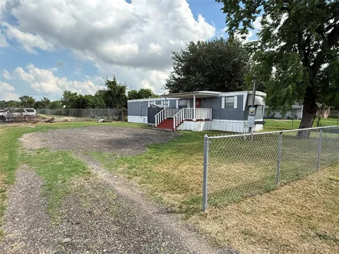 4514 W Cedar Bayou Lynchburg Road