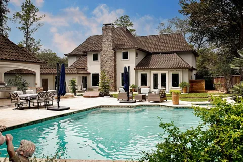 16 Wild Ginger Court