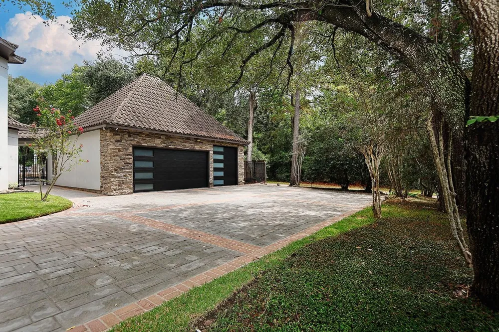 16 Wild Ginger Court The Woodlands, TX 77380