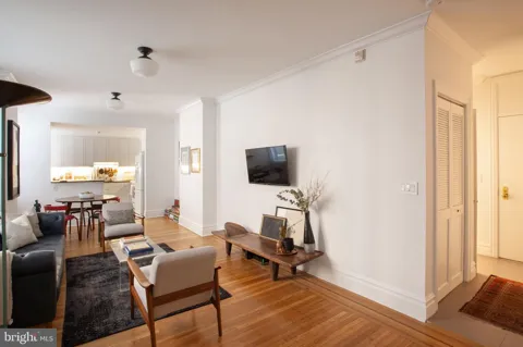 1520 SPRUCE STREET #302