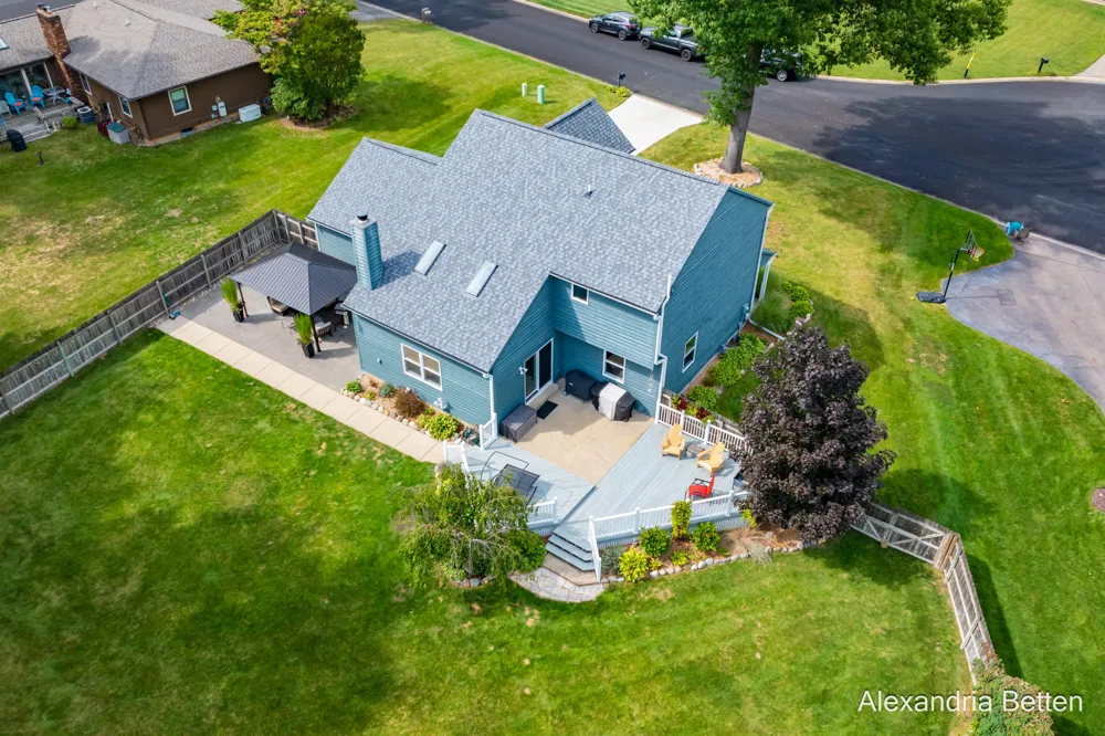 306 Hidden Forest Lane Battle Creek, MI 49014