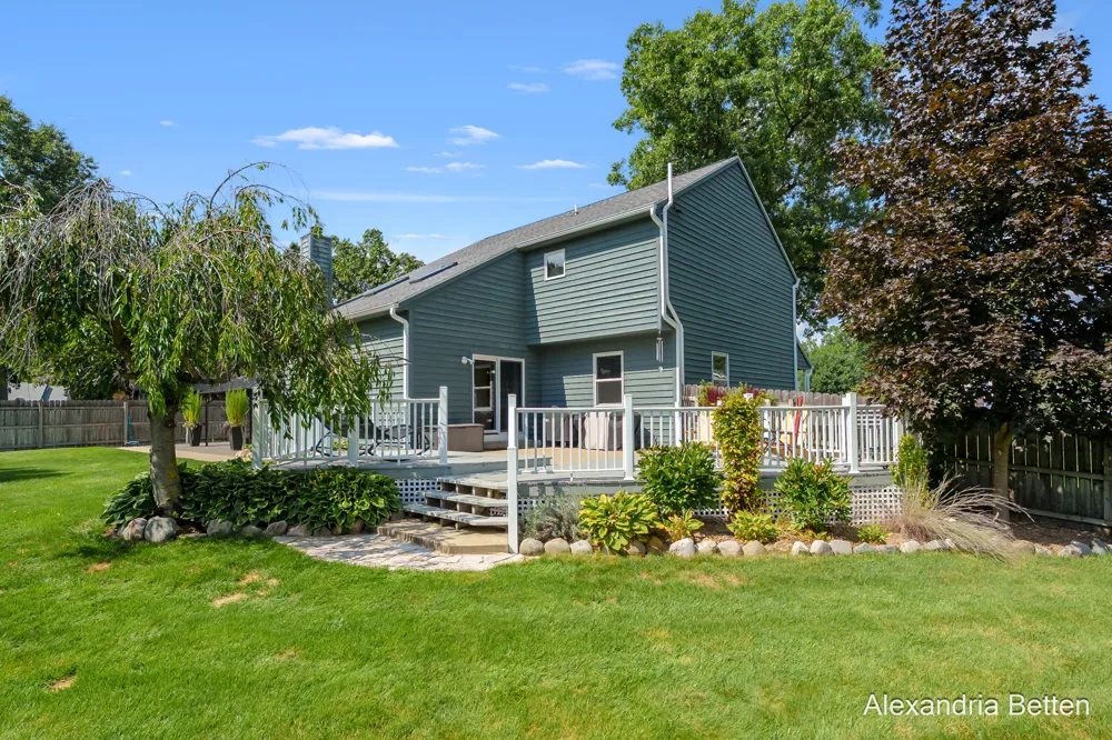 306 Hidden Forest Lane Battle Creek, MI 49014